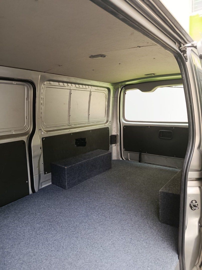 TOYOTA HIACE MANUAL VAN RENTAL62872685582083113