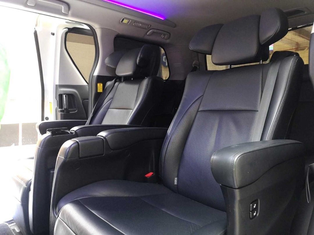 Toyota VELLFIRE 3.5 Auto62864837142017114