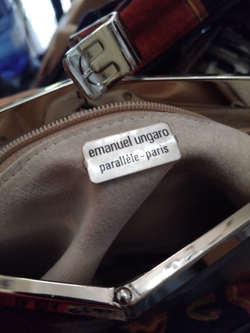 UNGARO (Category: Clutches) located in Mandaue City. Submitted by vlard21 (Listing ID 1372494352, Image 3). Description: clutch.