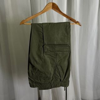 (Category: ) located in . Submitted by lorenzothrifted (Listing ID 1372529733, Image 1). Description: .