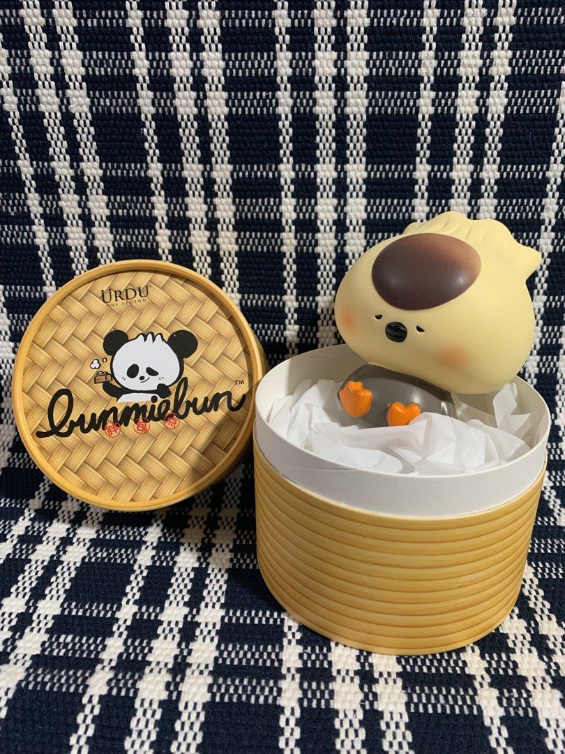URDU Bunmiebun Series 1 Chiu Chao Dumpling (Category: Designer & Blind Box Toys) located in Manila. Submitted by ejelo24 (Listing ID 1372655948, Image 2). Description: Stress ball URDU Bunmiebun Series 1 Chiu Chao Dumpling RFS: got preferred character .