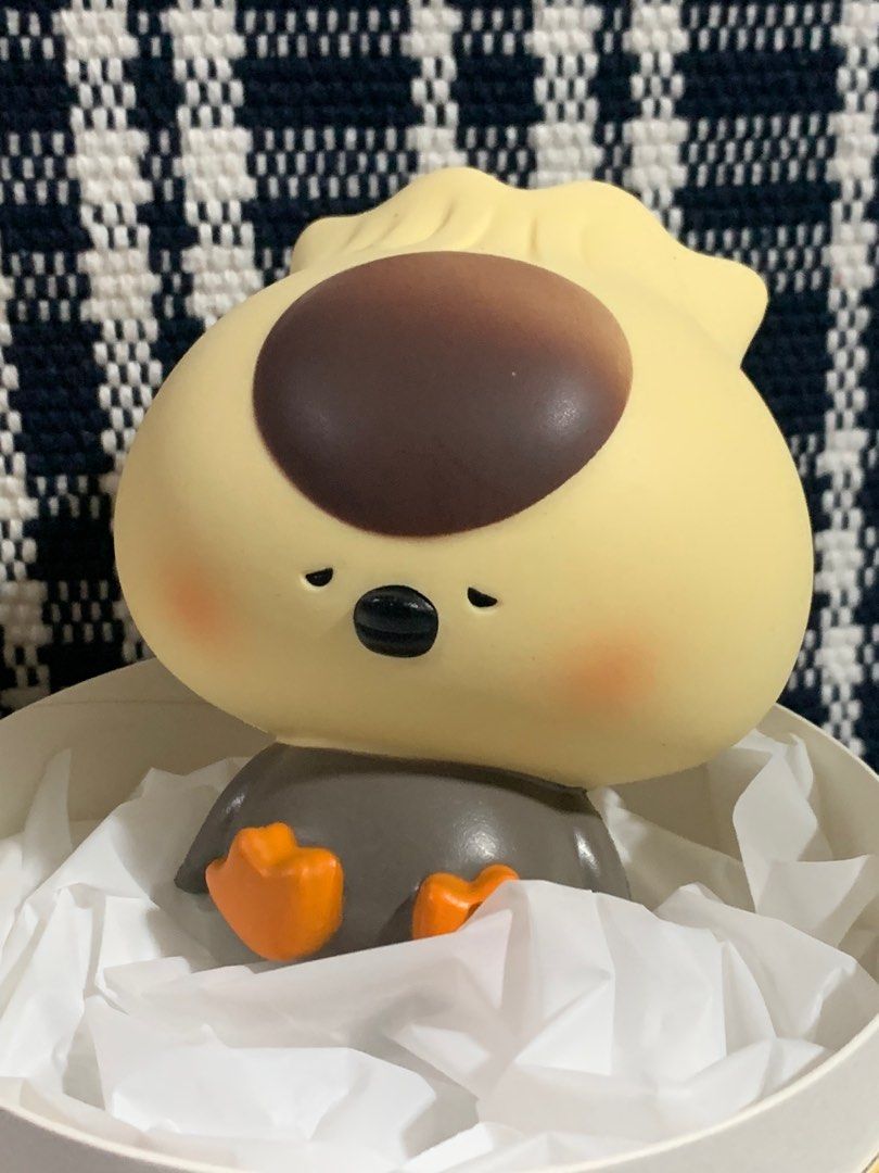 URDU Bunmiebun Series 1 Chiu Chao Dumpling (Category: Designer & Blind Box Toys) located in Manila. Submitted by ejelo24 (Listing ID 1372655948, Image 1). Description: Stress ball URDU Bunmiebun Series 1 Chiu Chao Dumpling RFS: got preferred character .