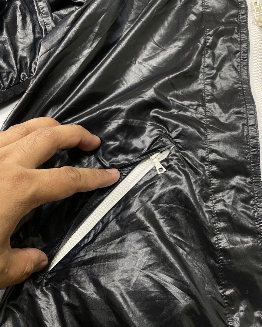 Visvim The Record Packable Windbreaker Jacket (Category: Coats, Jackets and Outerwear) located in Baguio. Submitted by thecollector2600 (Listing ID 1372659933, Image 3). Description: 21 x 32 Large .