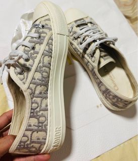 (Category: ) located in . Submitted by agatonang (Listing ID 1372488853, Image 1). Description: .