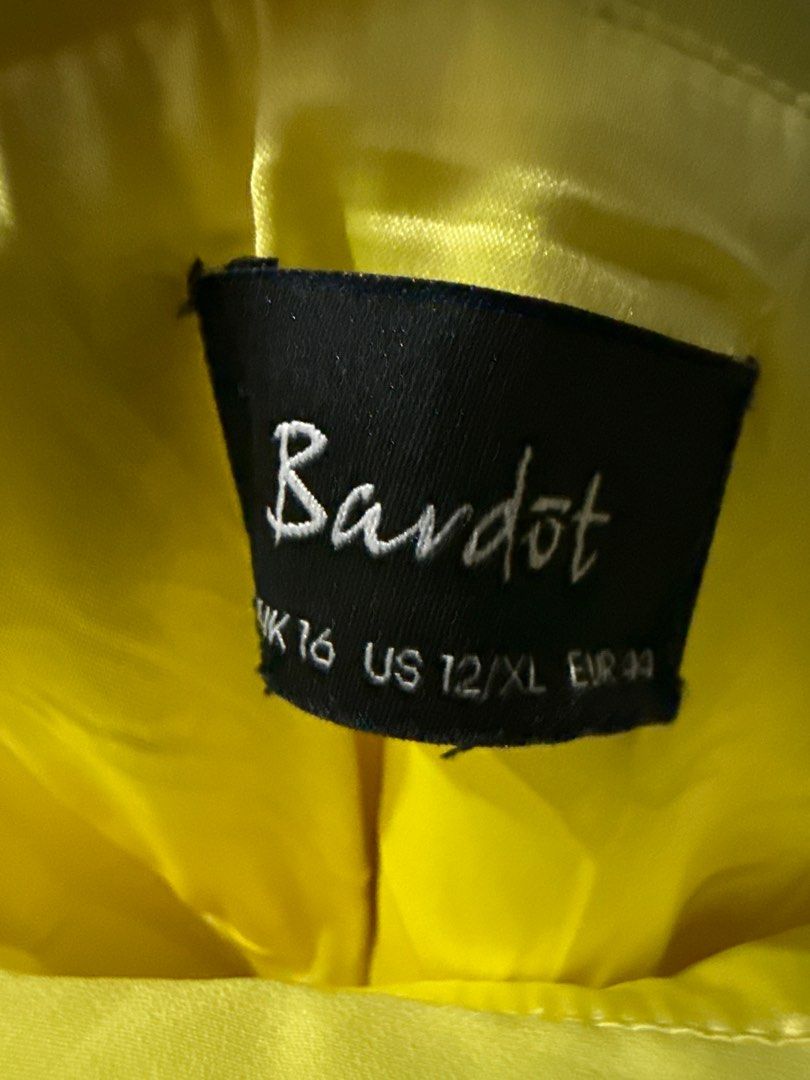 Yellow Cocktail Dress (Australia) (Category: Dresses) located in Taguig. Submitted by rae_jp (Listing ID 1372473338, Image 2). Description: Brand: Bardot From Australia Worth almost 10K at the time PLS SEE FLAWS ON THIRD PIC‼️ Slight stains but not that noticeable as you can see from first pic, di kita Still good for sunday brunches or pictorial purposes Already lifted with zonrox color safe NEGOTIABLE Offshoulder style Very high quality! Slightl