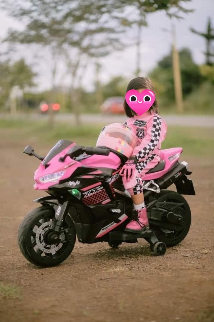 ZX-25R Ninja Motorcycle Hand Driven for Kids (Code 1151) (Category: Motorbikes for Sale) located in Pasay City. Submitted by joyful_mayette (Listing ID 1372591570, Image 3). Description: ZX-25R Ninja Motorcycle Hand Driven for Kids (Code 1151) Price: 6,000 PHP Available Colors: Black, Red, Black, Blue, Green and Pink ♦️Rubber tires/Leather seat ♦️With USB/Mp3/Lights and Sound ♦️Suitable for ages 2-7 years old ♦️Ideal gift for kids ♦️Brand new and