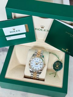 (Category: ) located in . Submitted by dreamwatch_luxurytimepieces (Listing ID 1375894727, Image 1). Description: .