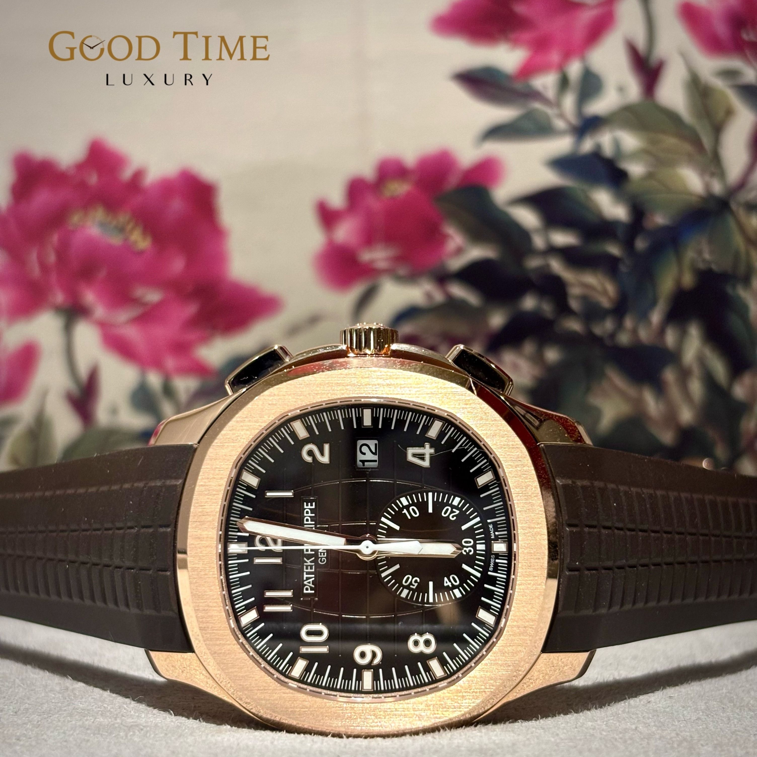 2023 Unpolished Patek Philippe 5968R Aquanaut Rose Gold 42mm (Category: Watches) located in Singapore. Submitted by goodtimeluxury (Listing ID 1375923026, Image 1). Description: Brand: Patek Philippe Model: 5968R Aquanaut Rose Gold 42mm Year: 2023 Box and Papers: Yes Description: Unpolished Mint condition, stickered since day 1 as good as new Payment mode: - Bank Transfer, Paynow, Cash - Additional 2.5% for one time credit card VISA, MASTERS, AME