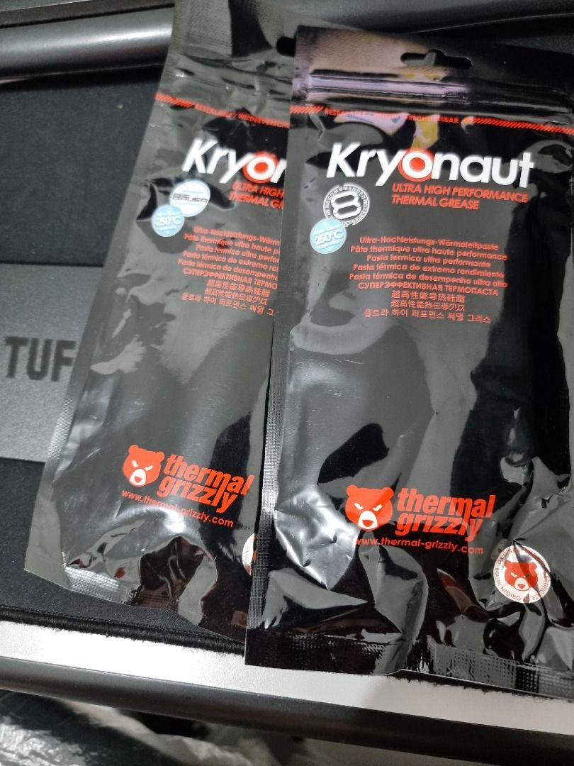 2070 SUPER (Category: Desktops) located in Cainta. Submitted by potclean (Listing ID 1375389808, Image 3). Description: ROG STRIX 2070 SUPER with Box, 1st Owned Maintained only by Thermal Grizzly Kryonaut thermal paste RFS: Not being used much as this is from my secondary computer 0995 190 1975.