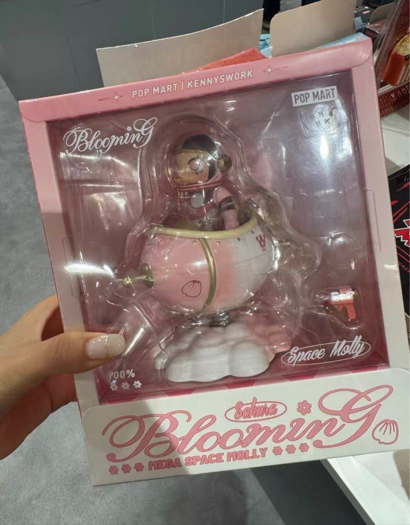 新品　MEGA SPACE MOLLY 100% Blooming Sakura POP MART MEGA SPACE MOLLY 100% Blooming-Sakura JAPAN Limited