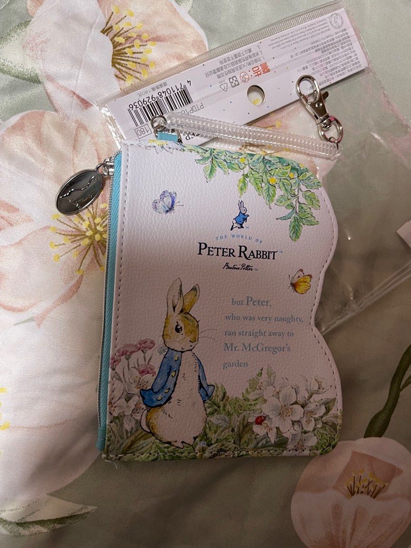 由 jennisi36 (刊登 ID 1375892616，圖片 1) 提交，位於 台北市 (Taipei) 的 彼得兔零錢票卡包（贈品） (類別：其他外出用品)，說明：💖購買商品 👉可選購賣場(贈品) （買一贈一 優惠）😊。