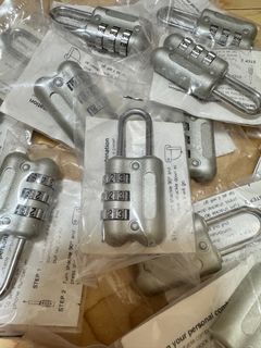 由 noreen006 (刊登 ID 1375906650，圖片 1) 提交，位於 的 (類別：)，說明：。