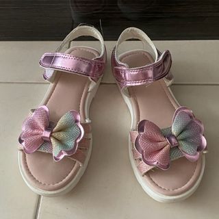 (Category: ) located in . Submitted by everythingsaleunderthesun (Listing ID 1375879886, Image 1). Description: .