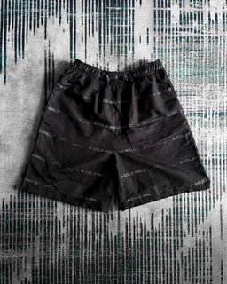 (Kategori: ) berada di . Dikirim oleh thrifttable (ID iklan 1375992585, Gambar 1). Deskripsi: .