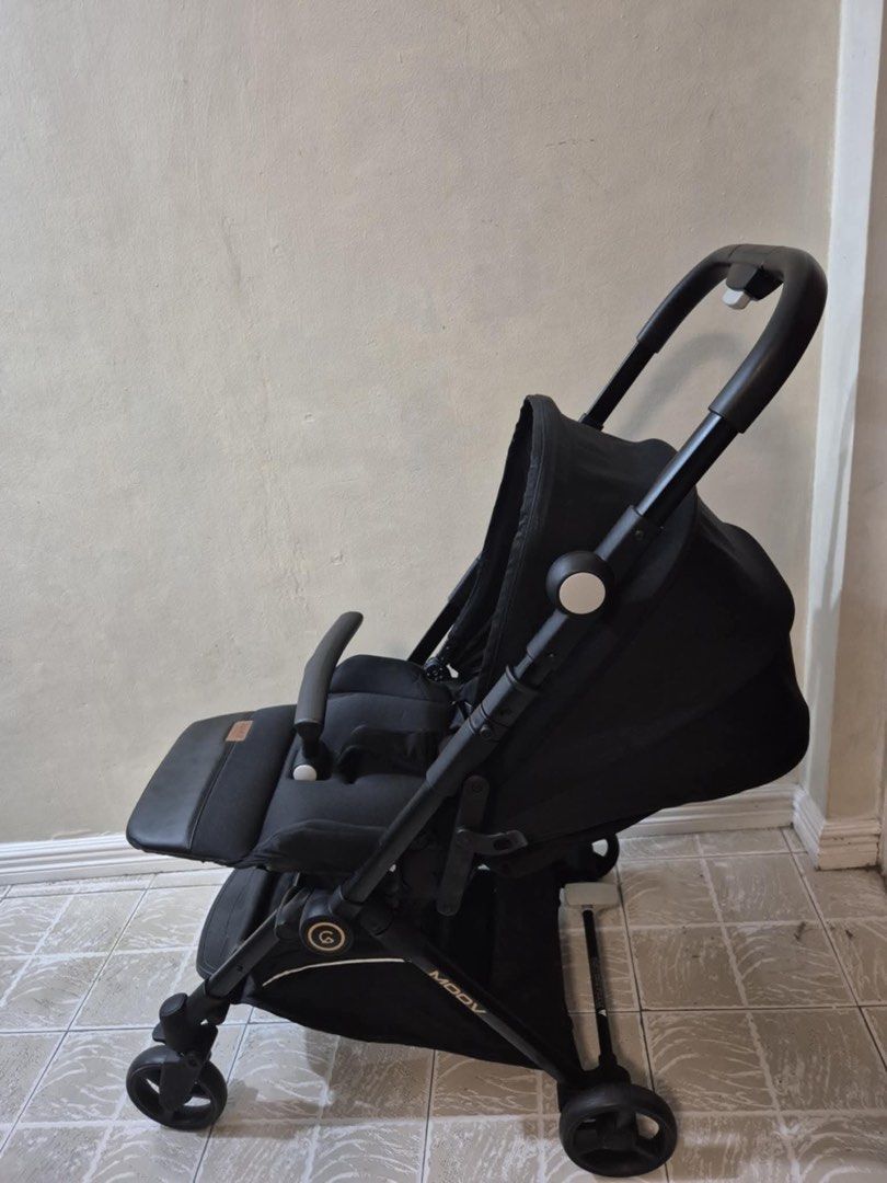 Akeeva Luxury Reversible Travel Stroller (Category: Strollers) located in Manila. Submitted by lois.declu (Listing ID 1375953712, Image 3). Description: Orig price: 13k Less than 5months of use Selling low, No issues! Handy & perfect for travel Rfs: New stroller Meetup or Lalamove.