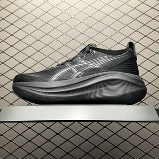 (Category: ) located in . Submitted by lovely_shoes (Listing ID 1375873618, Image 1). Description: .