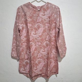 (Kategori: ) berada di . Dikirim oleh devany_preloved (ID iklan 1375993926, Gambar 1). Deskripsi: .