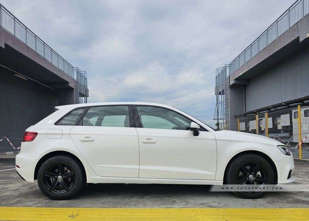 Audi A3 Sportback 1.0 TFSI S tronic (A) (Category: Used Cars) located in Singapore. Submitted by drivegallery (Listing ID 1375933409, Image 2). Description: MONTHLY FROM $900 Clearance PROMO 🔥🔥🔥 From $500 Driveaway ✅ ❗️LOWEST Interest Rate From 2.48% ❗️HIGHEST Trade In Quote ❌NO Hidden Fees ❗️Flexible Finance Schemes ❗️Free SERVICING Package ❗️Free Grooming Package ❗️Free WARRANTY 👌 Pre Purchase Checks Welcome 👌 ☎️Contact Number J - 9323 229