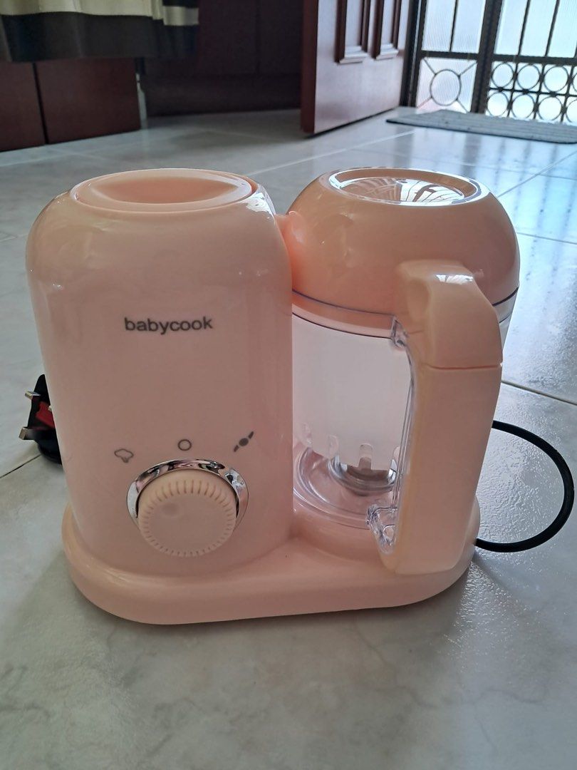 Babycook food grinder (Category: Weaning & Toddler Feeding) located in Singapore. Submitted by claragal (Listing ID 1375980441, Image 1). Description: .