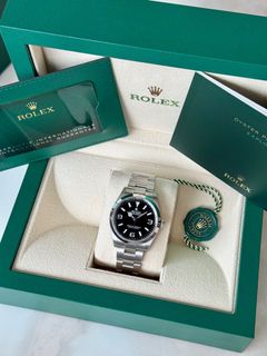 (Category: ) located in . Submitted by dreamwatch_luxurytimepieces (Listing ID 1375893053, Image 1). Description: .