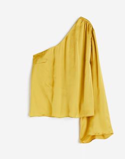 (Category: ) located in . Submitted by declutterluxe (Listing ID 1375861817, Image 1). Description: .