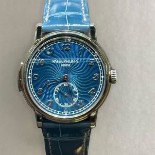 (Category: ) located in . Submitted by watchcentresg (Listing ID 1375867160, Image 1). Description: .
