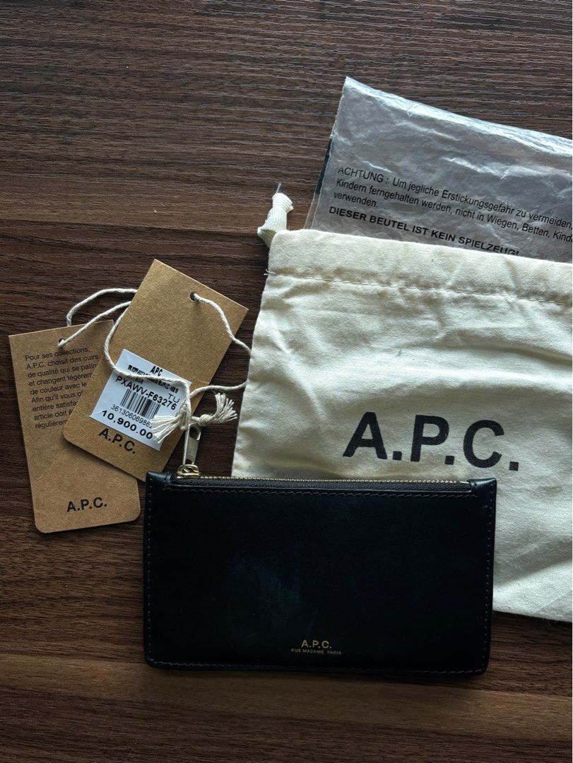 Card Holder | APC (Category: Luxury Bags & Wallets) located in Iloilo. Submitted by mn.067 (Listing ID 1375868457, Image 1). Description: - RFS: Not in use - Comes with dustbag and tag - Bought in Rockwell August 2024 for 10,900 - Only used for about a month.