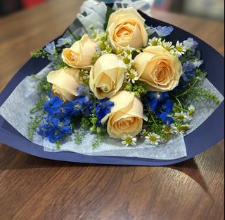 (Category: ) located in . Submitted by candycefloral (Listing ID 1375895281, Image 1). Description: .