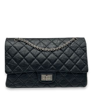 (Category: ) located in . Submitted by carousellluxury (Listing ID 1375926416, Image 1). Description: .
