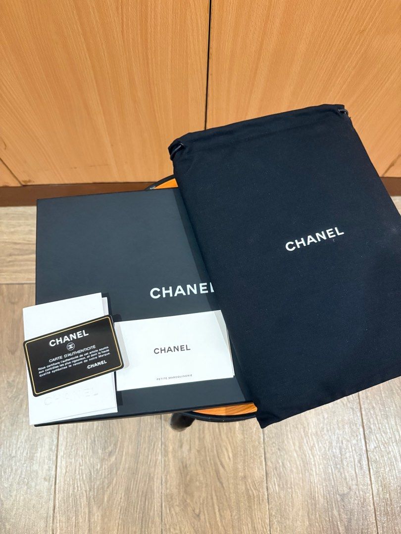 Chanel Clutch (Category: Luxury Bags & Wallets) located in Makati City. Submitted by buyerbuys123 (Listing ID 1376017796, Image 3). Description: Never used, just stored With guarantee card Care cards Box Receipt.