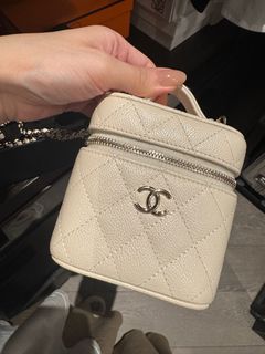（分類：）位於 。 由 bello.x 提交（商品編號 1375976778，圖片 1）。簡介： 。