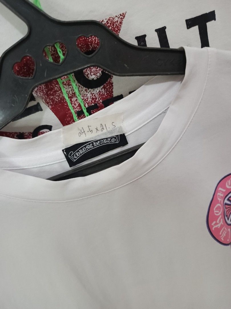 Chrome hearts (off) (Category: Tshirts & Polo Shirts ) located in Bulacan. Submitted by thrifted.master (Listing ID 1375933526, Image 3). Description: manipis lang tela Dimes: 24.5L x 21.5W Loc: Bulacan.