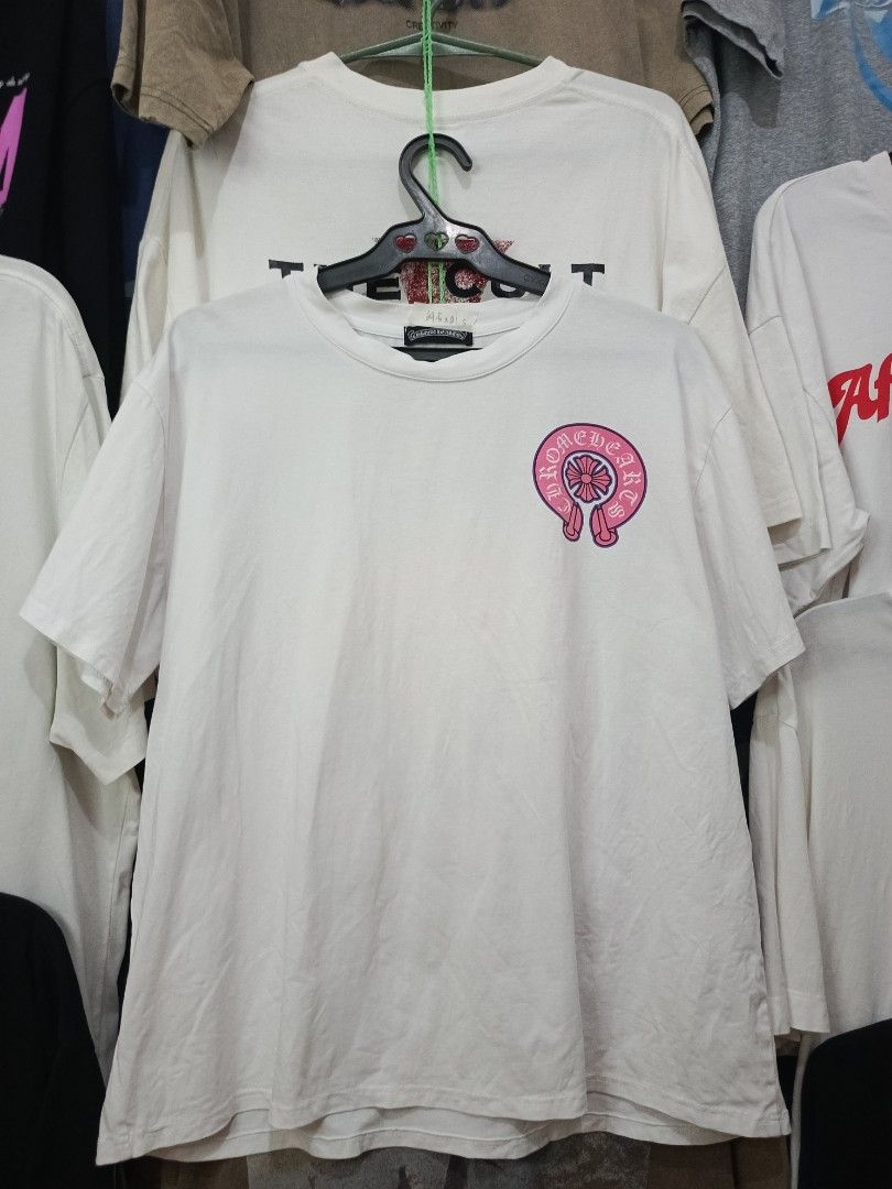 Chrome hearts (off) (Category: Tshirts & Polo Shirts ) located in Bulacan. Submitted by thrifted.master (Listing ID 1375933526, Image 2). Description: manipis lang tela Dimes: 24.5L x 21.5W Loc: Bulacan.