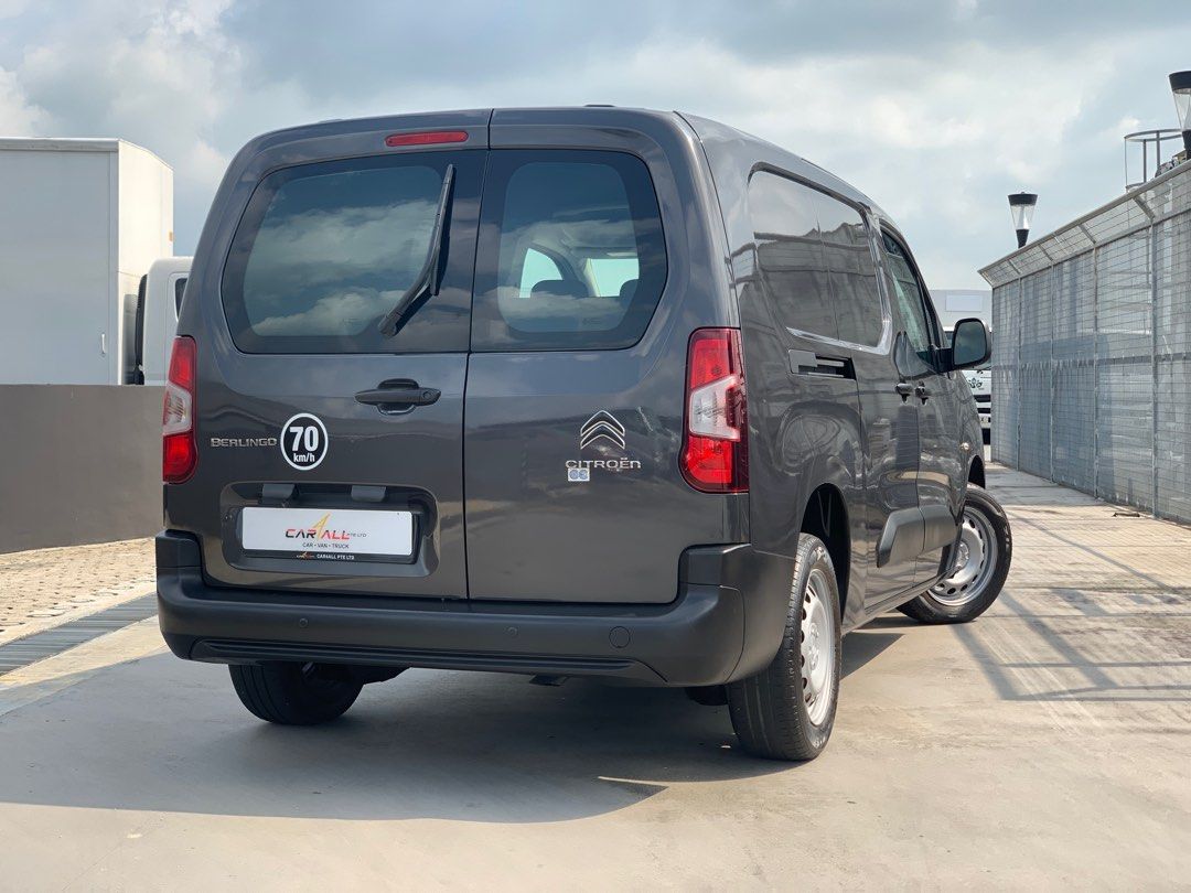 Citroen Berlingo 1.5A BlueHDI Auto (Category: Used Commercial Vehicles for Sale) located in Singapore. Submitted by wlcars (Listing ID 1375910028, Image 2). Description: $999 / 63Mth $3000 DriveAway -Well Maintain -Servicing Done. -Trade In Welcome. -High Loan Available. Call Now For Viewing / 询问 Win Leong 93968886 .