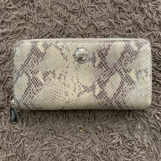 (Category: ) located in . Submitted by klumby.kl (Listing ID 1375992168, Image 1). Description: .