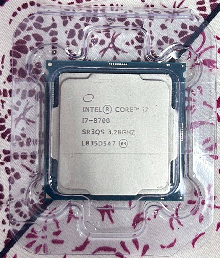 由 a09381875819056 (刊登 ID 1376007008，圖片 1) 提交，位於 台南市 (Tainan) 的 1151腳位CPU:i7 8700 （本賣場只能賣便下單） (類別：其他電腦及電子周邊產品)，說明：只能用賣便下單出貨，要買的請來密我 良好裝機配件，無散熱膏,請自己購買，裝機升級換下。