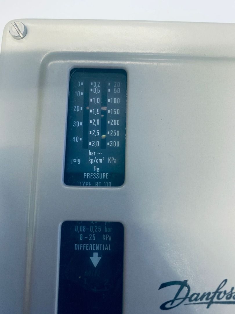 DANFOSS RT110 17-5291 (Category: Office & Business Technology) located in Singapore. Submitted by unimarine (Listing ID 1375865264, Image 3). Description: DANFOSS RT110 17-5291 Pressure Switch Condition :- · This is a used item in good condition and working perfectly. · Minor ding-dent visible at top of the body. No problems to use the item. · Product real images uploaded, you will get what is shown in the images. · 100% genuine product. No base 