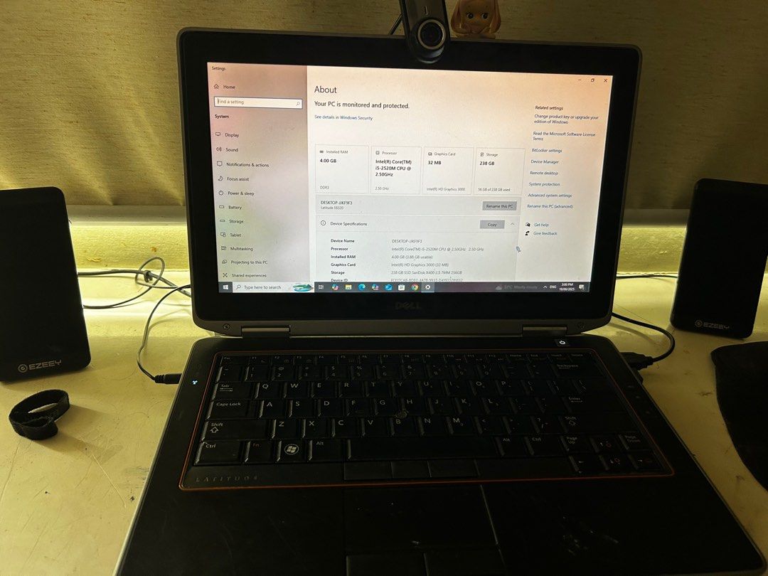 Dell laptop (Category: Laptops & Notebooks) located in Quezon City. Submitted by aaakids (Listing ID 1375945705, Image 1). Description: Still in good condition Specs posted on photos .