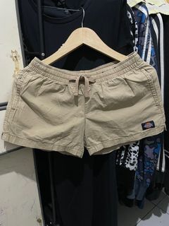 (Kategori: ) berada di . Dikirim oleh alexa821 (ID iklan 1375882670, Gambar 1). Deskripsi: .