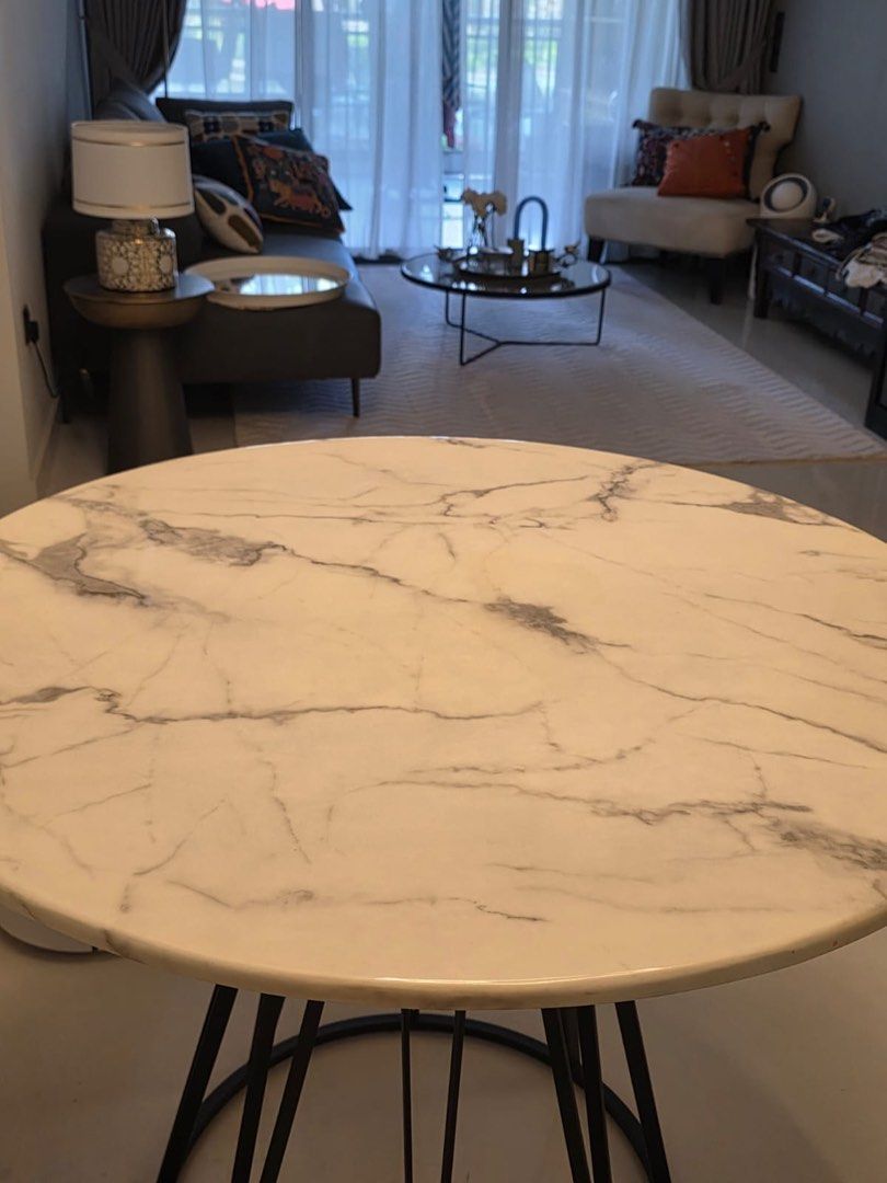 Dining Table (Category: Tables & Sets) located in Singapore. Submitted by etv18 (Listing ID 1375870517, Image 2). Description: Dining Table 1.2m Rarely used As good as new Original $1000 Selling for $600 .