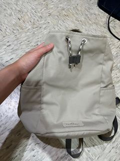 （分類：）位於 。 由 achan167 提交（商品編號 1375866889，圖片 1）。簡介： 。