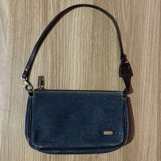 (Category: ) located in . Submitted by classy.glamour (Listing ID 1375973527, Image 1). Description: .