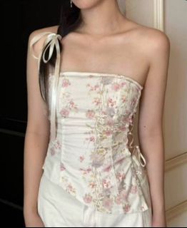 (Category: ) located in . Submitted by comfyycloset (Listing ID 1375933569, Image 1). Description: .