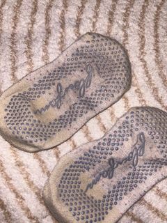 (Category: ) located in . Submitted by gettingridofthingsidontuse95 (Listing ID 1375894427, Image 1). Description: .