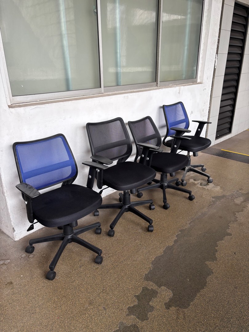 FREE TO GIVE AWAY - Office Chair, Furniture & Home Living, Furniture ...