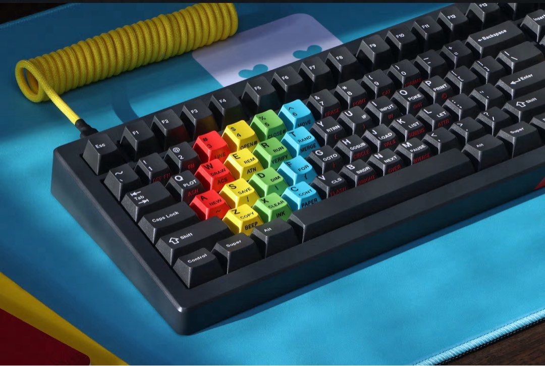 GMK Keycaps 未開封 GMK Keycaps 未開封 GMK Keycaps 未開封 Drop + Bees Keys GMK
