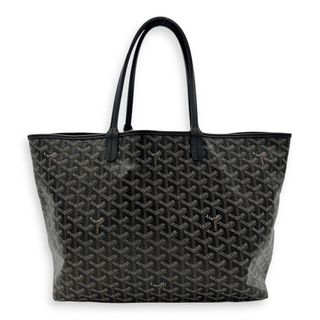 (Category: ) located in . Submitted by carousellluxury (Listing ID 1375910550, Image 1). Description: .