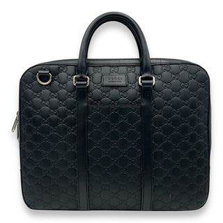 (Category: ) located in . Submitted by carousellluxury (Listing ID 1375942362, Image 1). Description: .