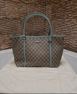 (Kategori: ) berada di . Dikirim oleh razhbags (ID iklan 1375871643, Gambar 1). Deskripsi: .