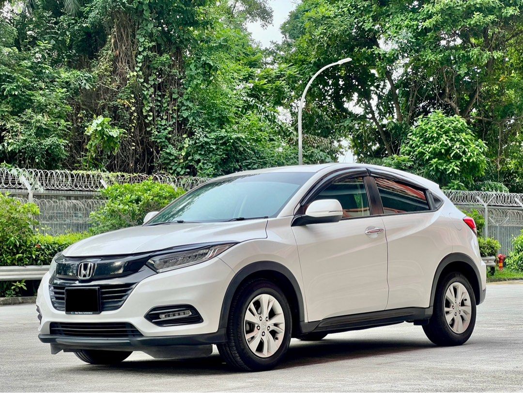 Honda Vezel 1.5 X [2018 FL] (A) (Category: Used Cars) located in Singapore. Submitted by dxgarage (Listing ID 1376003245, Image 3). Description: 🔥🔥2025 NEW YEAR SALE 🔥🔥 ✅DRIVE AWAY FROM $1888✅ ❌Waiver On All Admin Charges❌ 📳Contact Me Now For Best Deals! 📳 Tel: 8887 0309 Monthly $788 From With Low Interest Rates From 2.28% ☑️$0 Downpayment / PHV Full Loan Available ☑️1 Owner Unit With Low Mileage ☑️Extended Engine & Gearbox Warranty Avail ☑